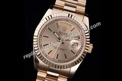 Rolex 228235 Day-Date Platinum All Gold 18k/SS Jubilee Bracelet ted Watch 