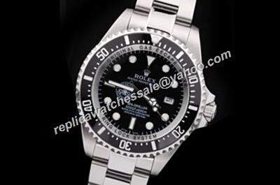 Elaborate Men's Rolex Deepsea Sea-Dweller Black Dial White Gold Band Watch
